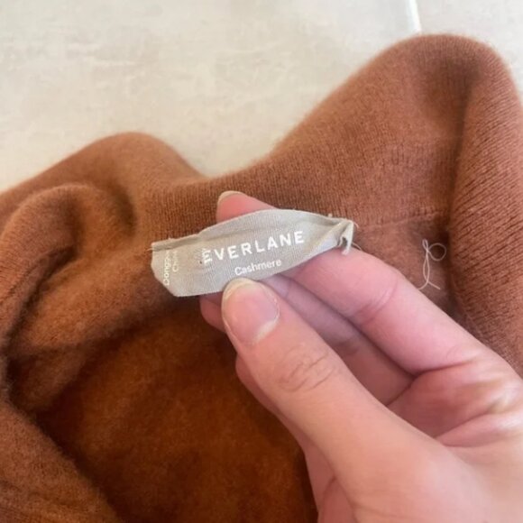 Everlane cashmere sweater - Picture 2 of 3